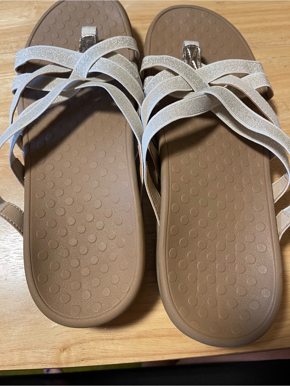 Vionic Women’s Tia Champagne Metallic Size 12 Woven Stretch Sandals NWOB - Picture 5 of 8